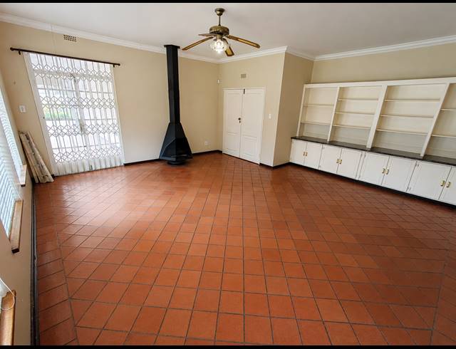 3 BEDROOM HOUSE FOR SALE IN THREE RIVERS PROPER